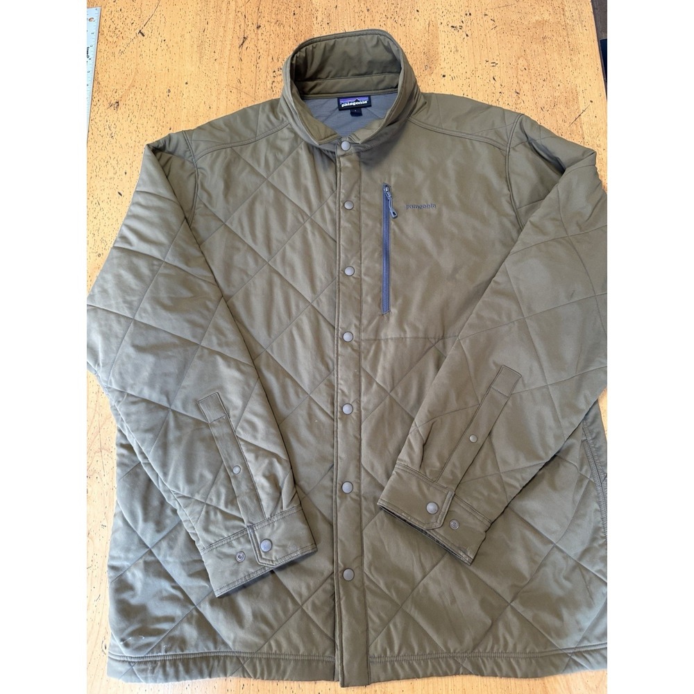 Patagonia Large  Tough Puff Shirt Jacket, Green  Snap Quilted Fitz Roy Puffer